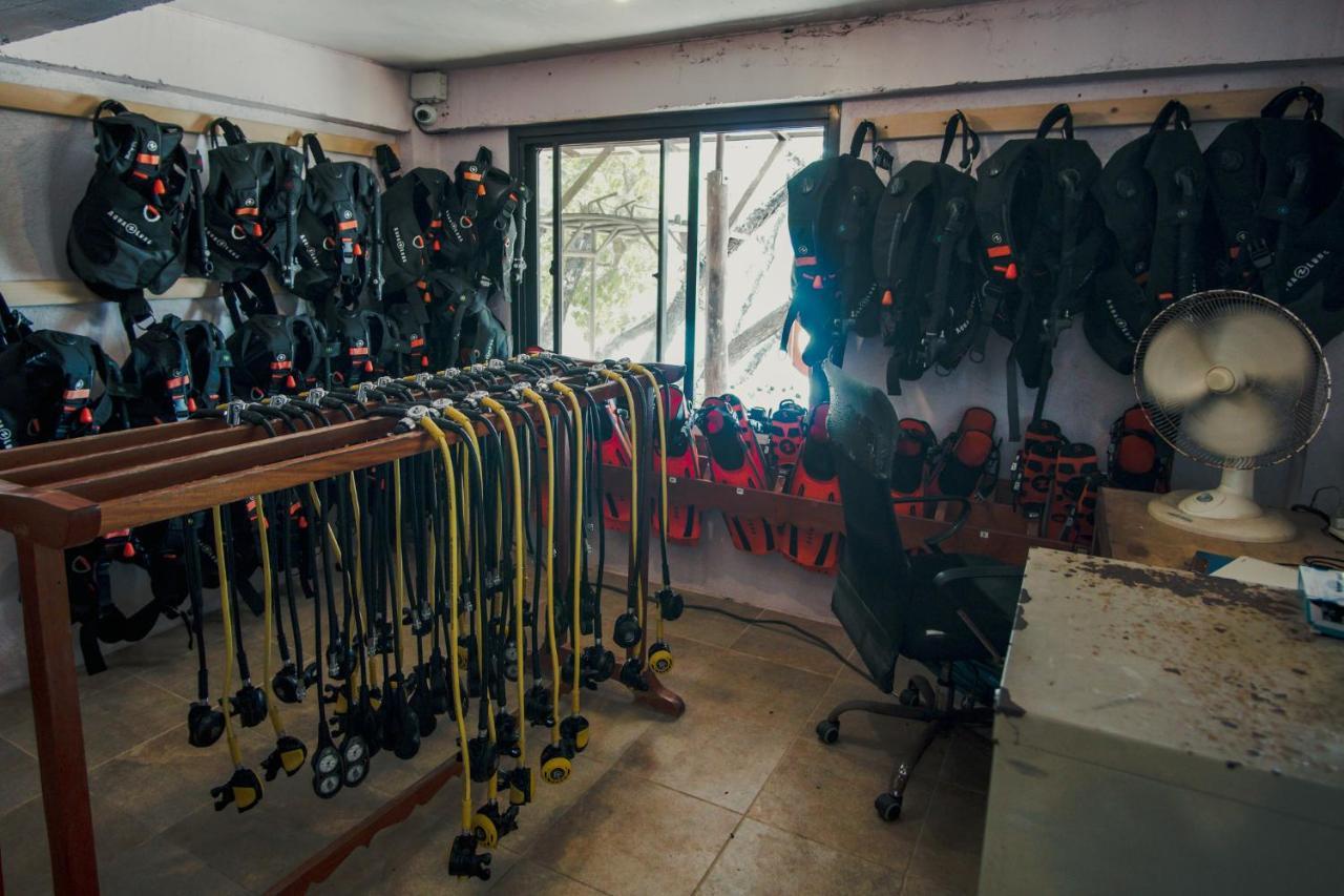 Sangat Island Dive Resort Coron Luaran gambar